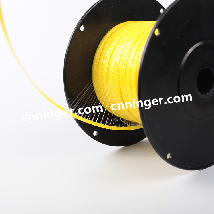 fly trapping tape