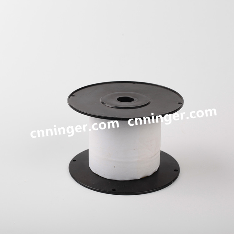 fly sticky roll